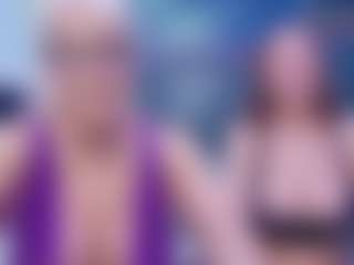 Fit Cougar's Live Sex Cam Show