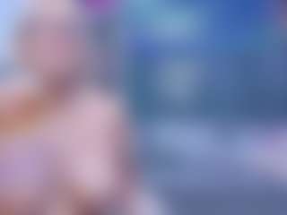 Fit Cougar's Live Sex Cam Show