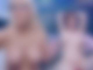 Fit Cougar's Live Sex Cam Show