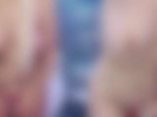 Fit Cougar's Live Sex Cam Show