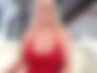 Live cam show with Fit Cougar - Senior on Porn Luv