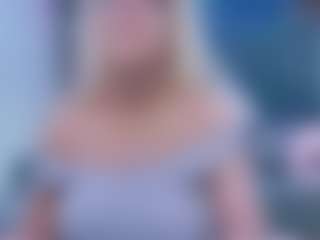 Fit Cougar's Live Sex Cam Show