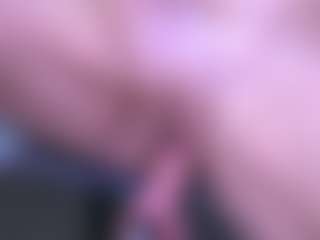 Fit Cougar's Live Sex Cam Show