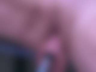 Fit Cougar's Live Sex Cam Show