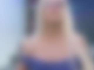Live cam show with Fit Cougar - Blonde Hair on LiveSexCams6