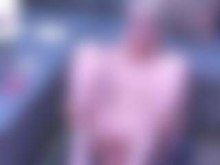Fit Cougar's Live Sex Cam Show