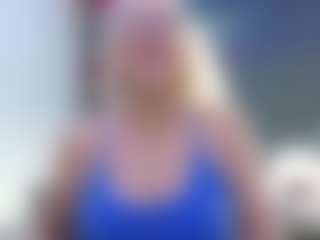 Live cam show with Fit Cougar - Drinking on Gym Cam Girls