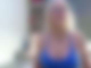 Live cam show with Fit Cougar - Bedroom Mature on slutload