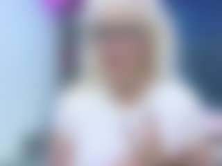 Show de cam en vivo con Fit Cougar - Glasses en Camsoda