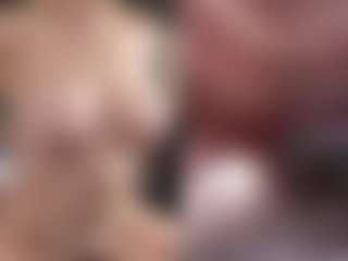 Fit Cougar's Live Sex Cam Show