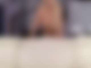 Fit Cougar's Live Sex Cam Show