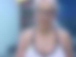 Live cam show with Fit Cougar - Tease Blonde Hair on Camsoda