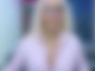 Show en direct avec Fit Cougar - Interactivetoy Mature sur Camsoda