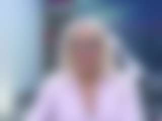 Pokaz na żywo z Fit Cougar - Tattoos Blonde Hair na Camsoda