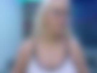 Live cam show with Fit Cougar - Old on fapnchat