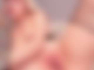 Live cam show with MilaSweeet - Blonde Hair on Camsoda