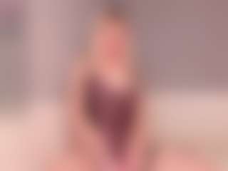 Live cam show with MilaSweeet - Smoking on Instabang