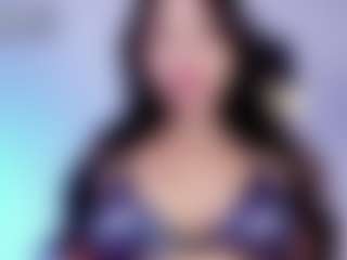 Live cam show with Darkydolly - Teen (18+) on live18s.com