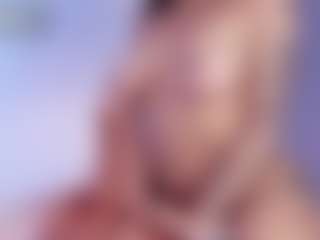 Live cam show with Darkydolly - Young Adult on eurowanks.com