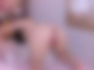 susie-evilvodevil18's Live Sex Cam Show