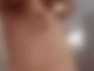 Live cam show with Emily - Bald on Porn Luv
