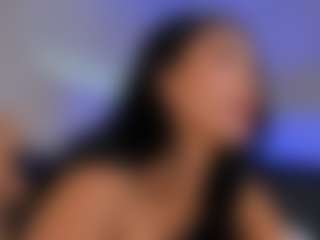 Live cam show with Cata Lopez - HD on Hubzter Live