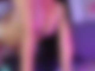 Live cam show with Stacy Malibu - Erotic Dance on Latina Girls