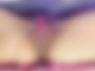 AliceCandace MILF webcam performer live streaming