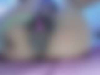 Live cam show with AliceCandace - Ebony on CamwithHer