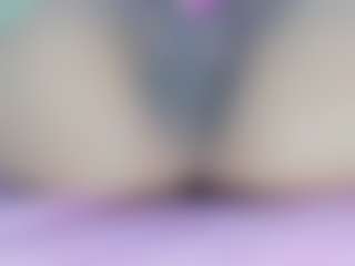Live cam show with AliceCandace - Black on Camming Site
