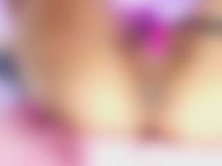 Live cam show with AliceCandace - Ebony on Mixed Magazine Live | colombia