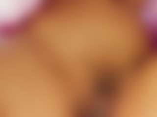 Live cam show with AliceCandace - Black Petite on makecum.org
