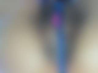 Live cam show with AliceCandace - Black Petite on Dare Cams