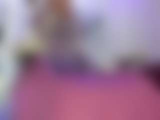 Live cam show with AliceCandace - Public Black on Cam Slut