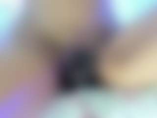 Live cam show with AliceCandace - Normal on Cam Slut