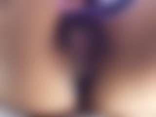 Live cam show with AliceCandace - Strip Mature on Camsoda