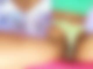 Live cam show with AliceCandace - Skinny on Camsoda
