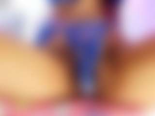 Live cam show with AliceCandace - Ebony Small Tits on iamadamtest123.com