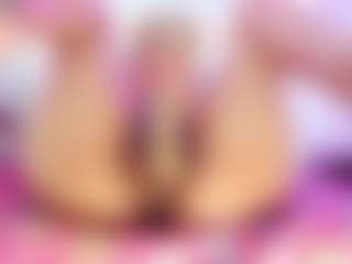 Live cam show with AliceCandace - Public Mature on Camsoda