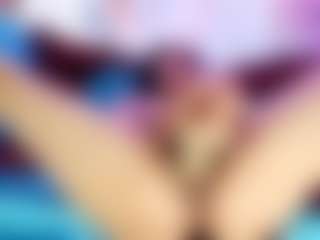 Live cam show with AliceCandace - Black Petite on nudelive.tv