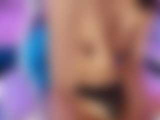 Live cam show with AliceCandace - Black Petite on madthumbs