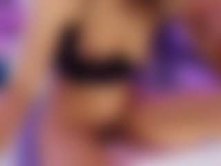 Live cam show with AliceCandace - Hairy Pussy MILF on CamClone