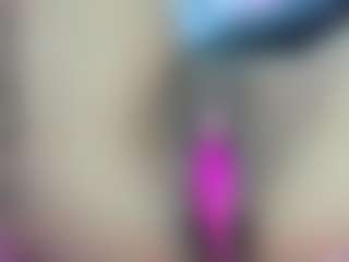 Live cam show with AliceCandace - Black MILF on mypornchat.com