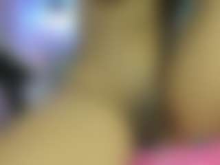Live cam show with AliceCandace - Public on WildCum