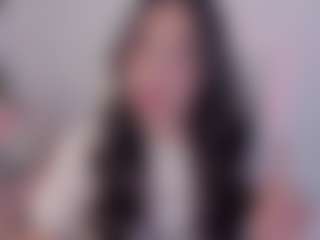 Live cam show with Bubble-gum - Small Tits on Gym Cam Girls