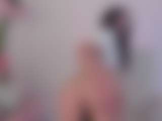 Bubble-gum's Live Sex Cam Show
