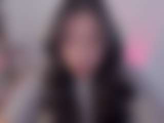 Live cam show with Bubble-gum - Petite on livesuperchat.net