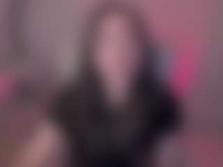 Live cam show with Bubble-gum - Skinny Latina on StripNow | colombia