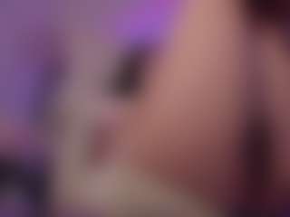 Bubble-gum's Live Sex Cam Show