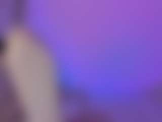 Live cam show with Bubble-gum - Spank on xheatlive.com